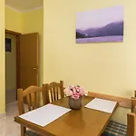 Niko Apartment *