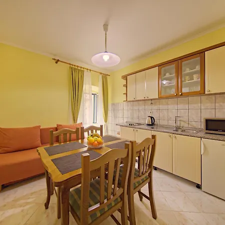 Niko Appartamento Skradin