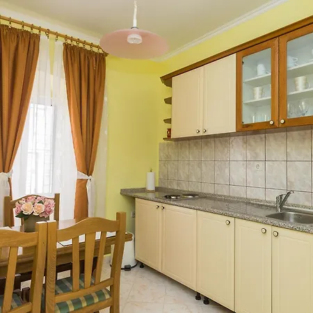 Apartment Niko *