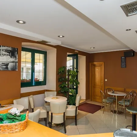 Apartment Niko Skradin